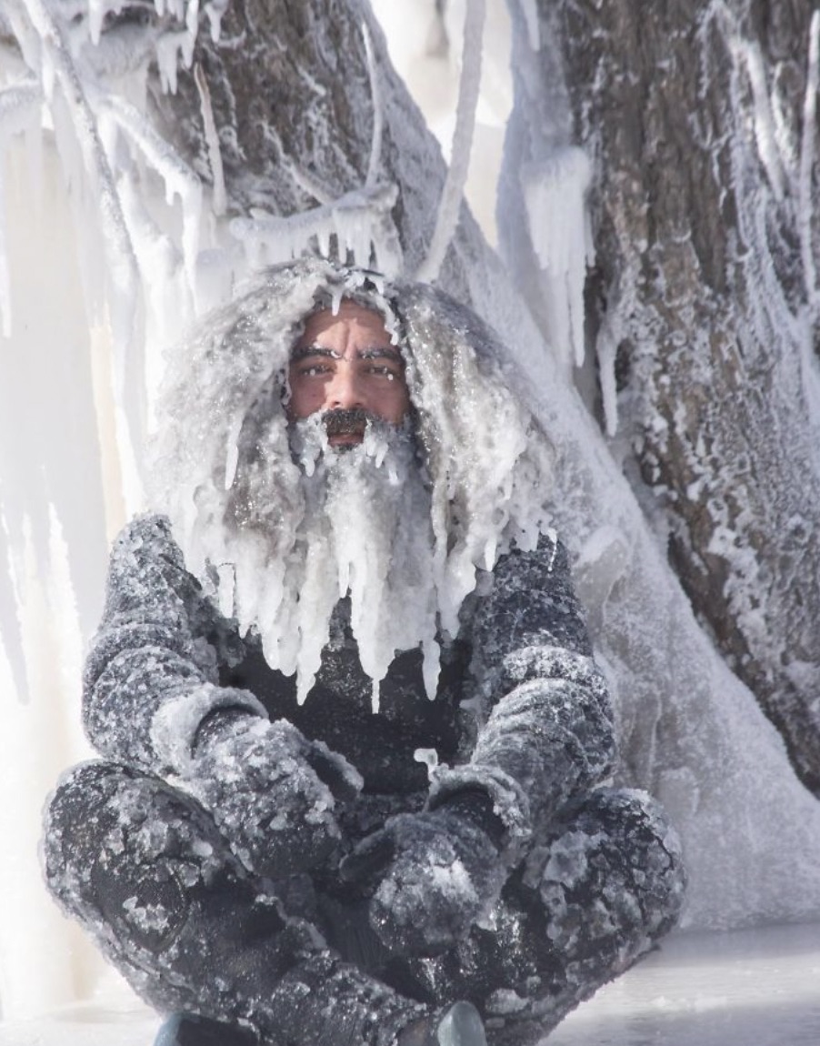 38 Incredibly Cool Pics of Ice Beards